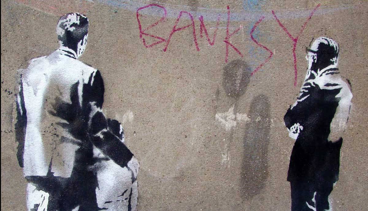 banksy street art people