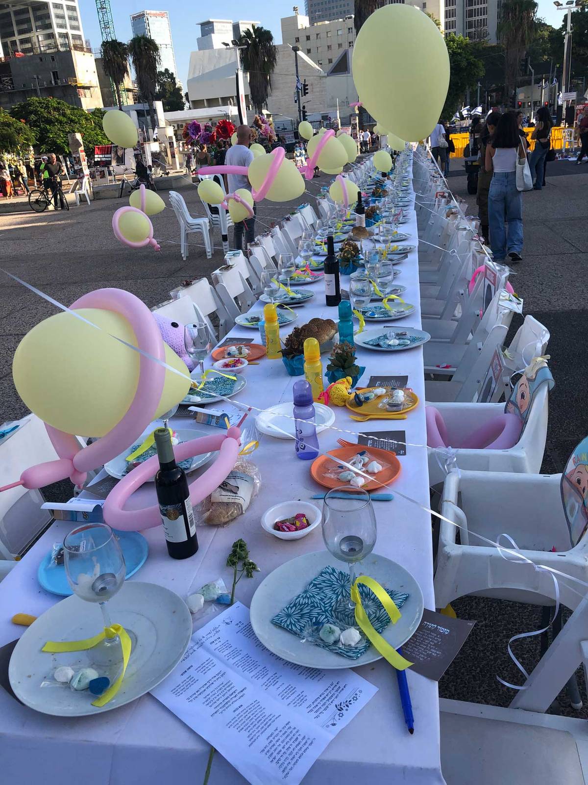 The Shabbat table