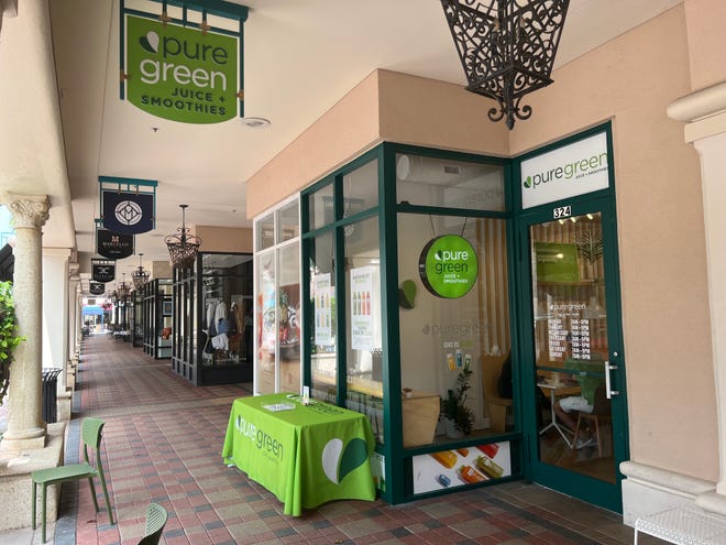 Pure Green Juice Bar at Mizner Park offers visitors handcrafted and made-to-order smoothies, açaí bowls and cold-pressed juices.
