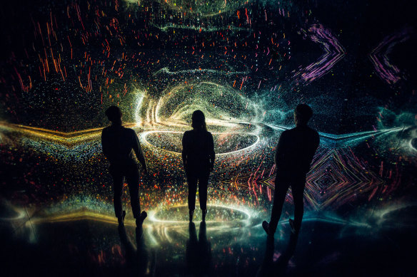 Marshmallow Laser Feast, Distortions in Spacetime, 2018.