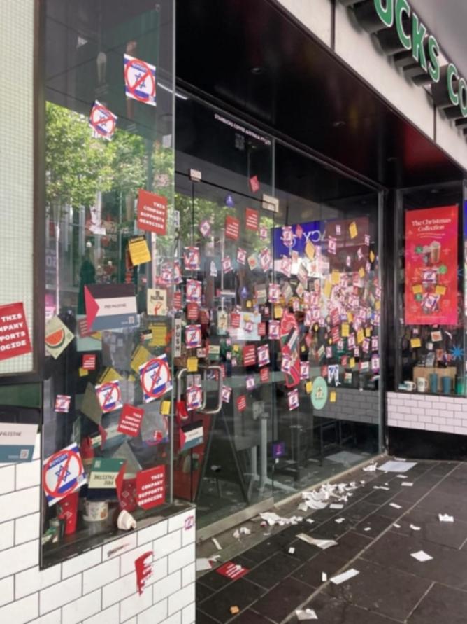 A Starbucks store was reportedly closed after being plastered with pro-Palestine material. Picture: Reddit
