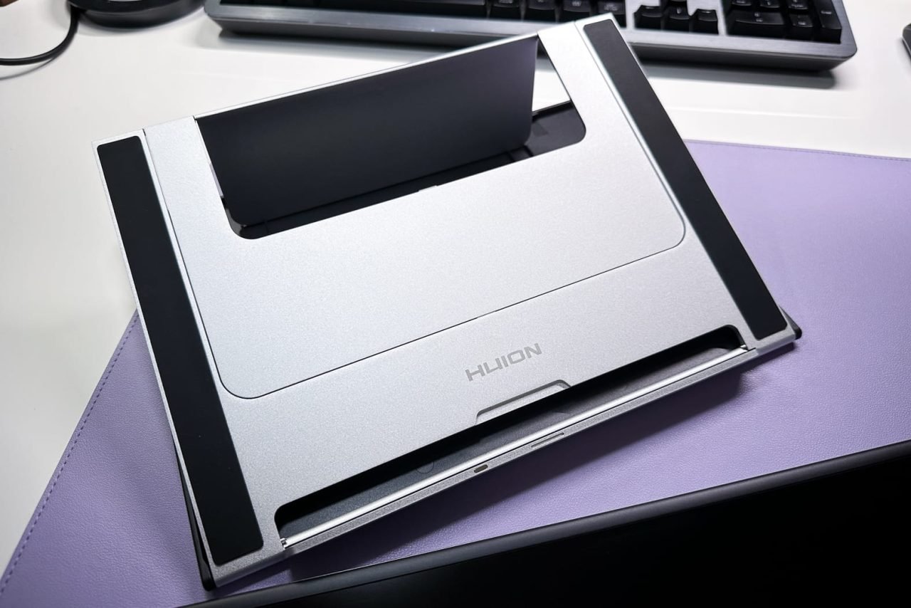 Huion Kamvas Pro 13 2.5K Pen Display