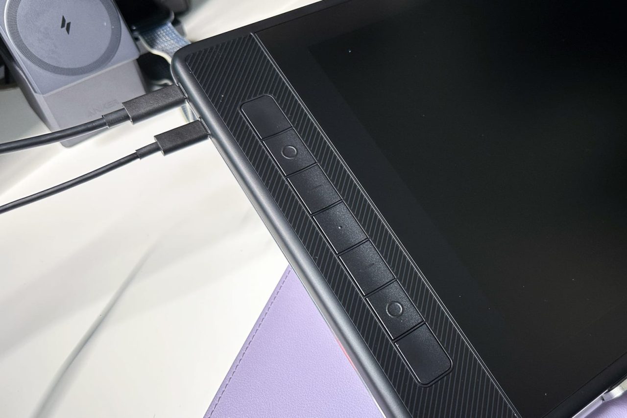 Huion Kamvas Pro 13 2.5K Pen Display