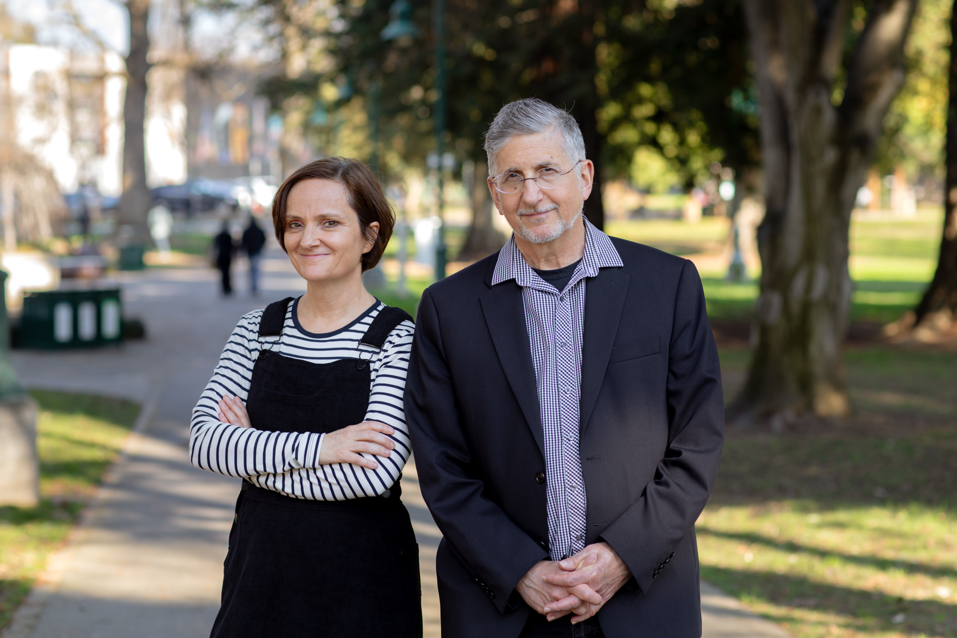 Rachel Clarke and Stephen Blumberg pose on campus at Sac State.