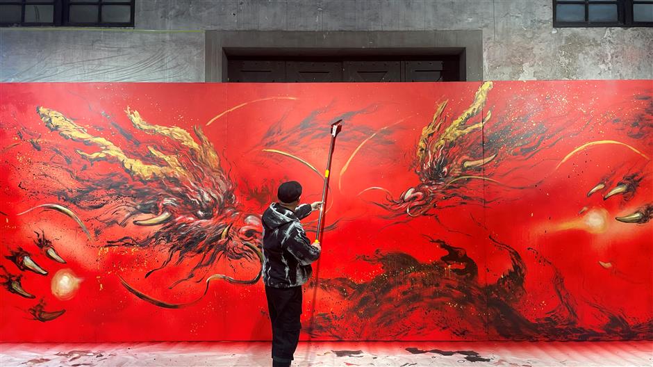 Dramatic 'splashed ink' paintings evoke Year of Dragon
