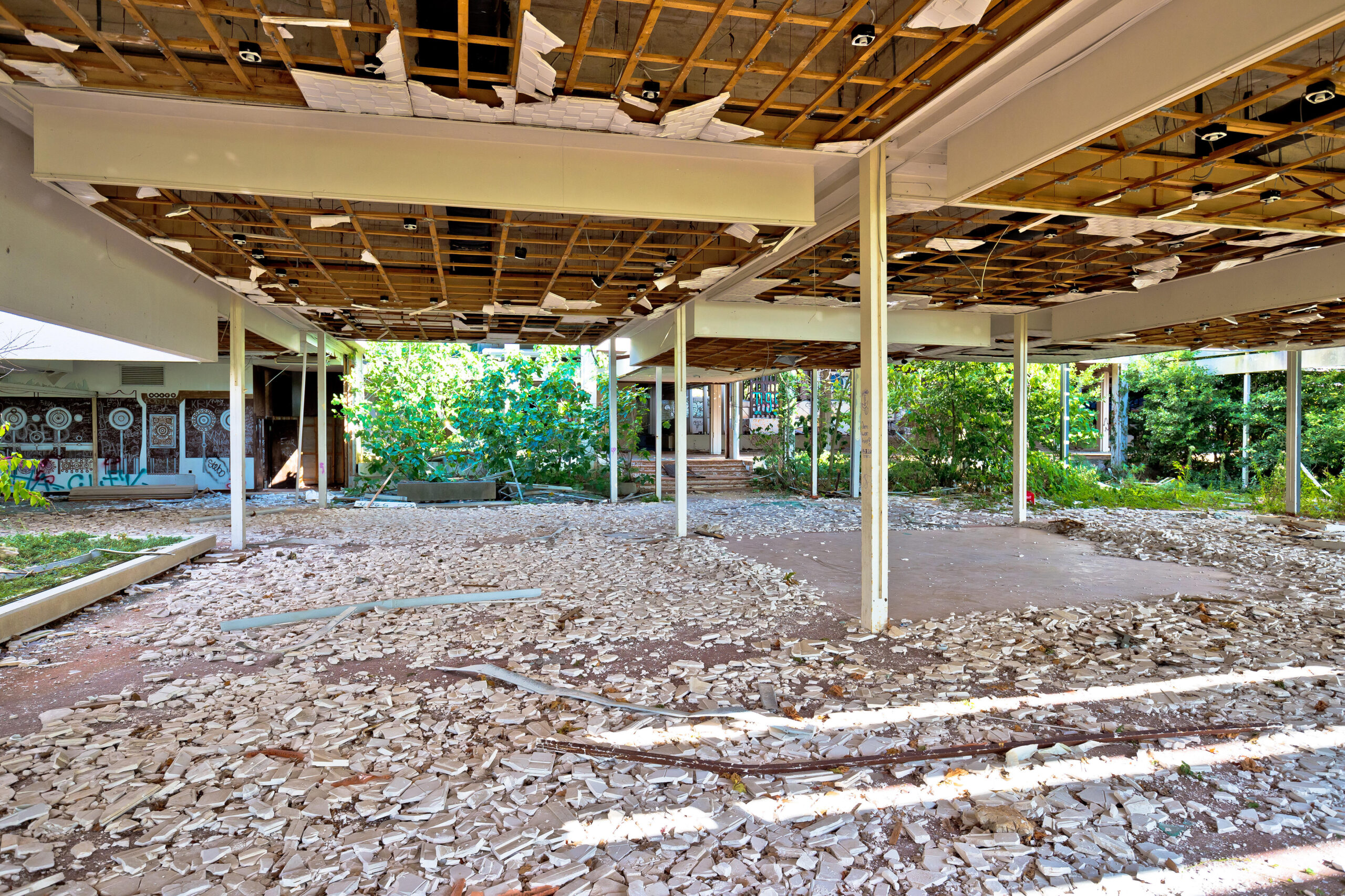 There have been many attempts to revive the hotel but all have failed