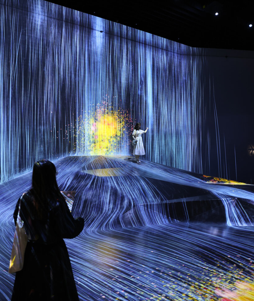 'technology is not in conflict with nature' - teamLab's new borderless museum opens in tokyo