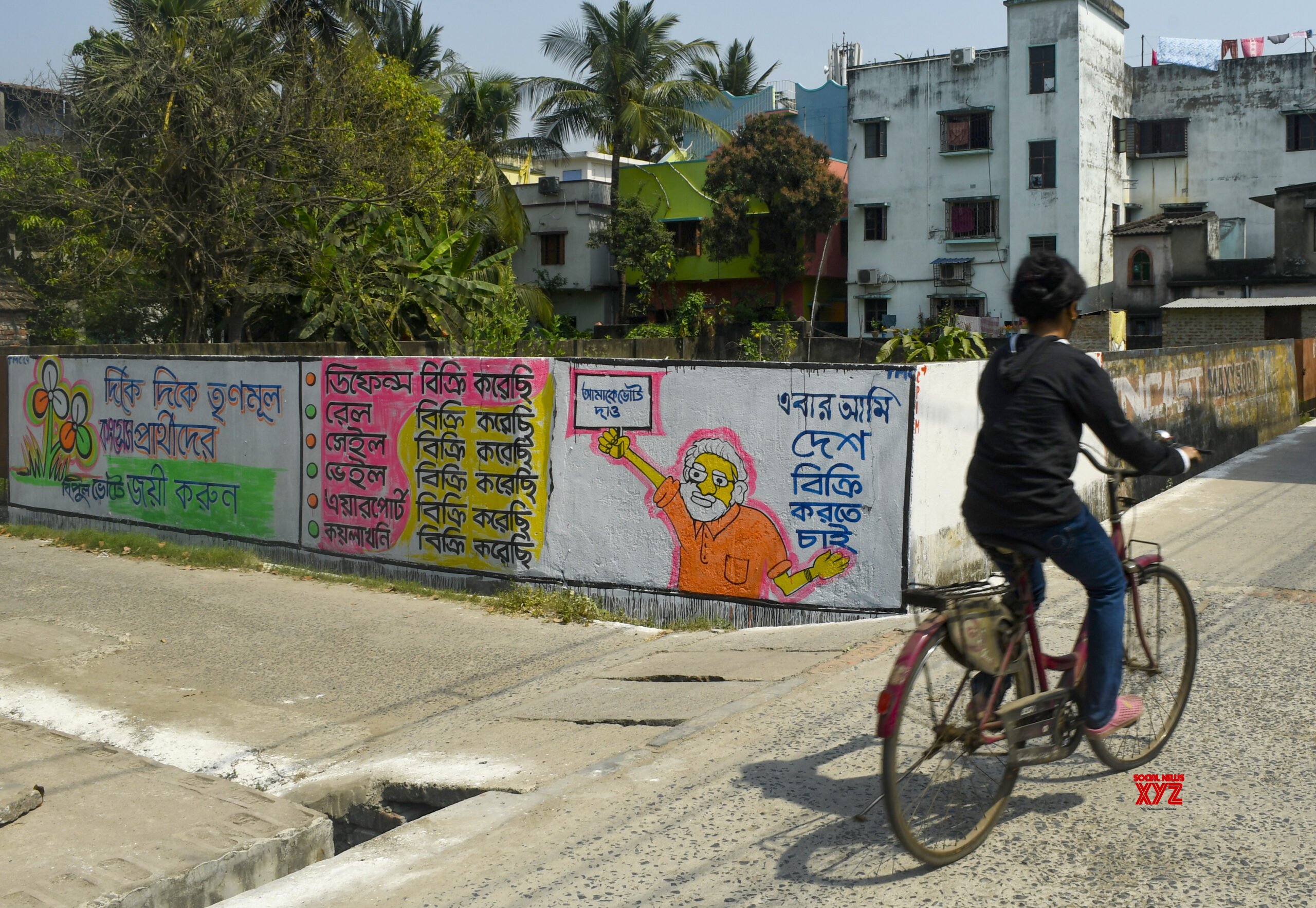 Kolkata: Political graffiti in anticipation of the 2024 Lok Sabha Elections #Gallery