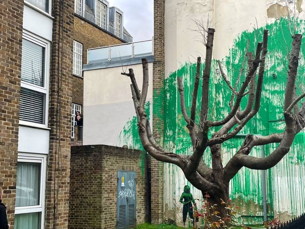 An image of the new tree mural in North London