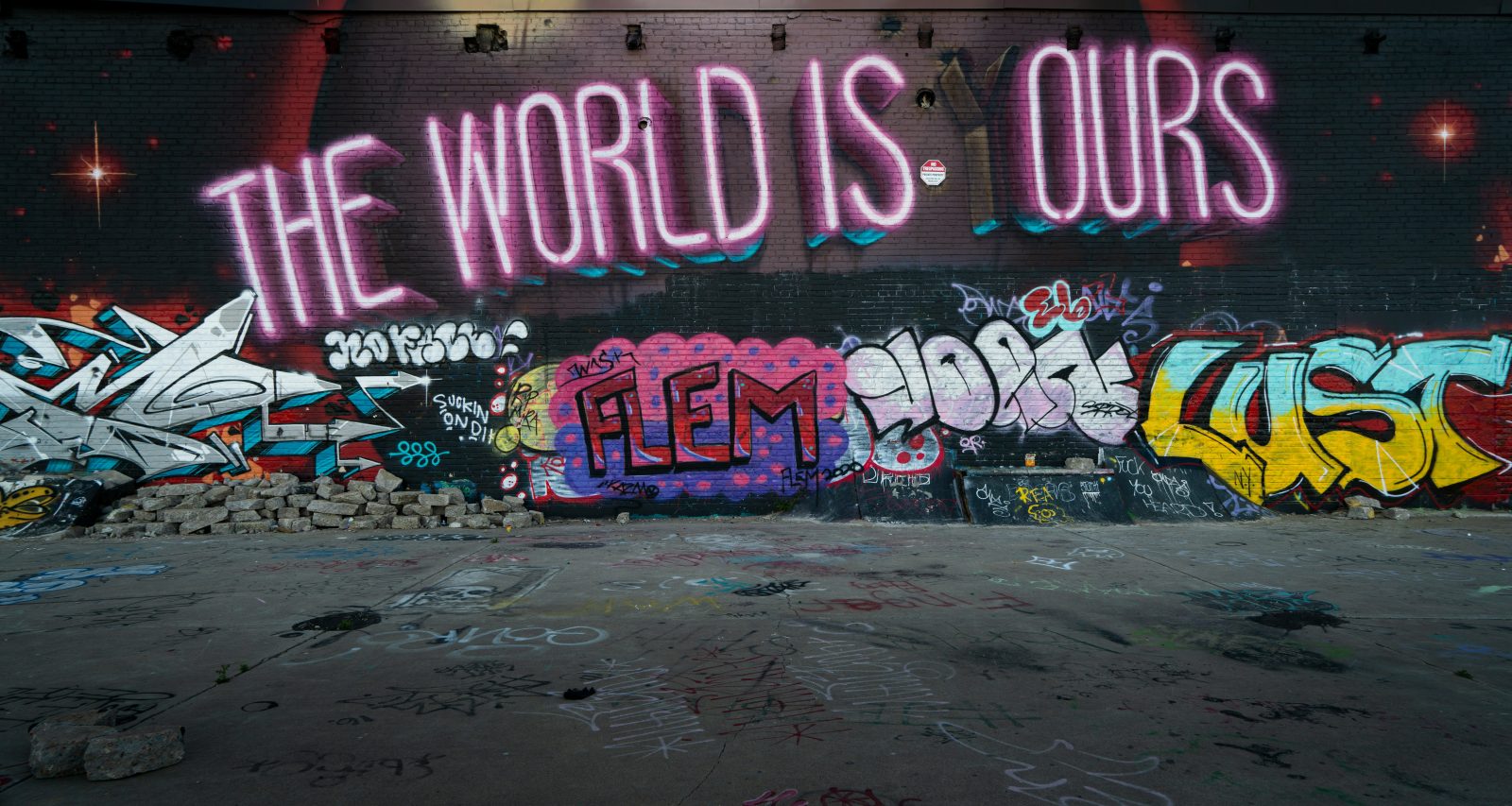 Washington drones graffiti
